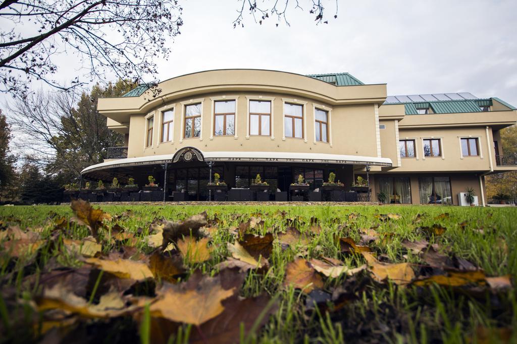 Villa Park Hotel Струмица Экстерьер фото